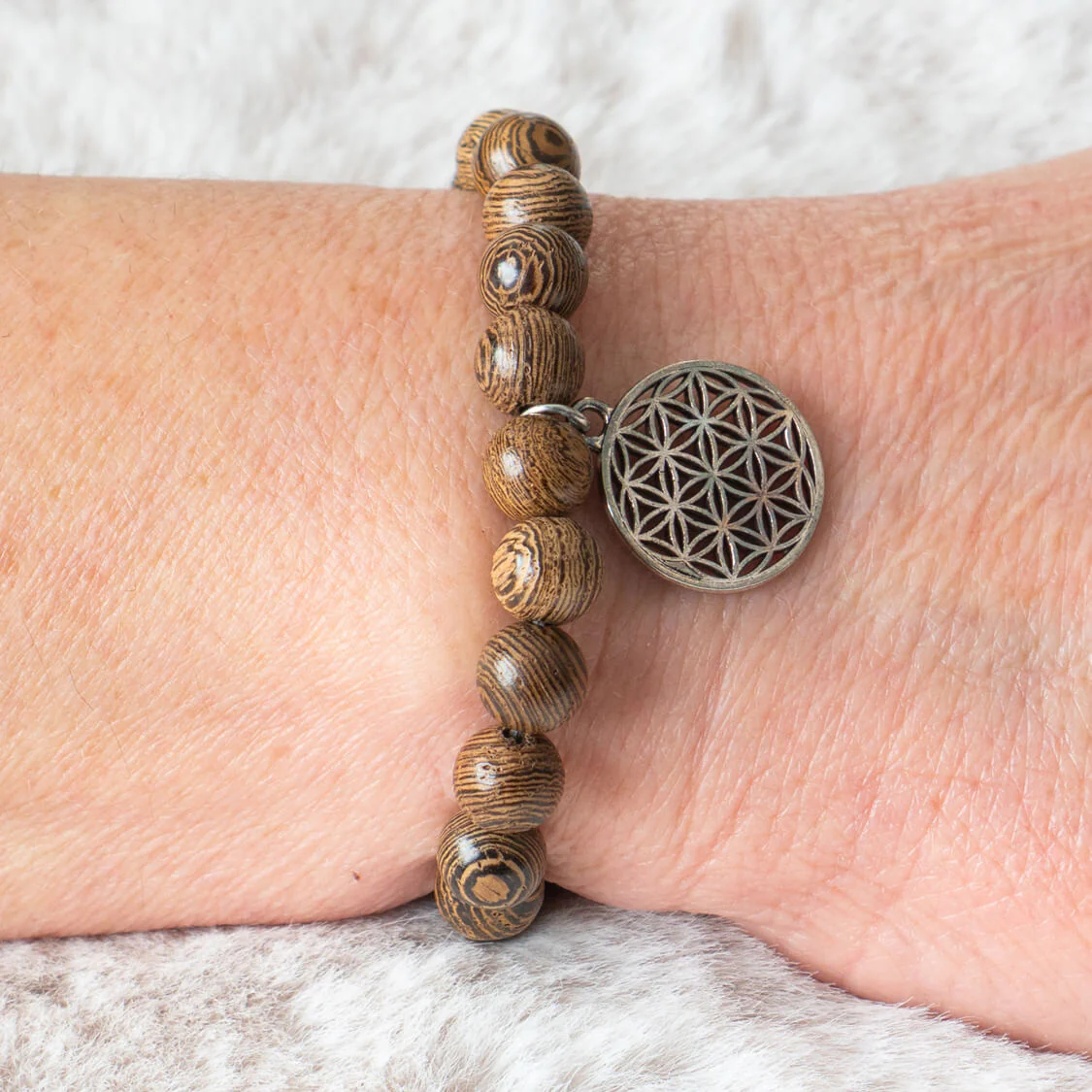 Mala Armband Wengeholz mit Blume des Lebens - Image 2