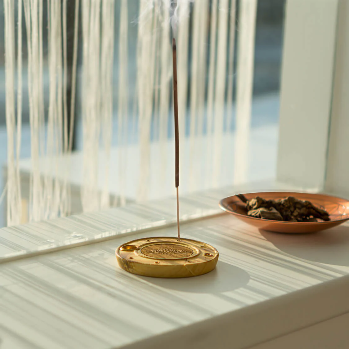 Räucherstäbchen- und Weihrauchkegelhalter Lotus - Image 3