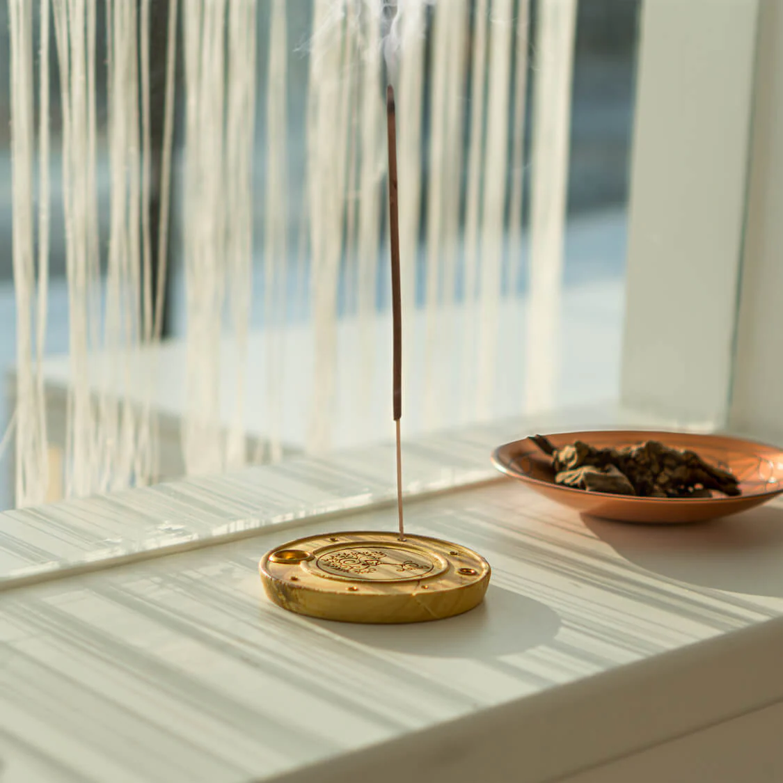 Räucherstäbchen- und Weihrauchkegelhalter Yoga Tree - Image 3